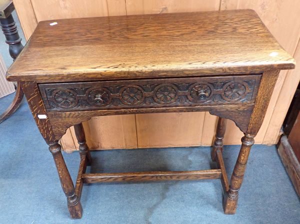 AN OAK SIDE TABLE