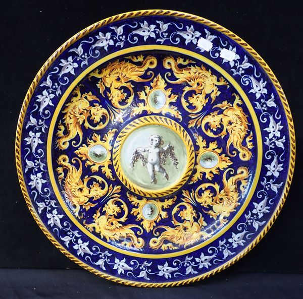 A GINORI ITALIAN MAJOLICA CHARGER