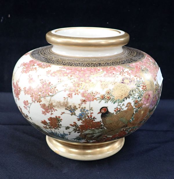 A 19TH CENTURY JAPANESE SATSUMA POTTERY VASE