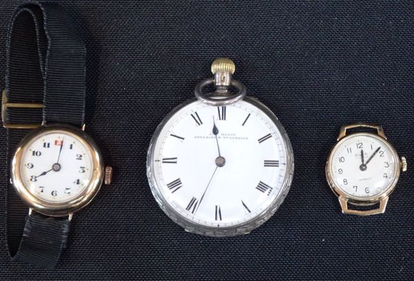 A LADIES VICTORIAN GOLD WRISTWATCH