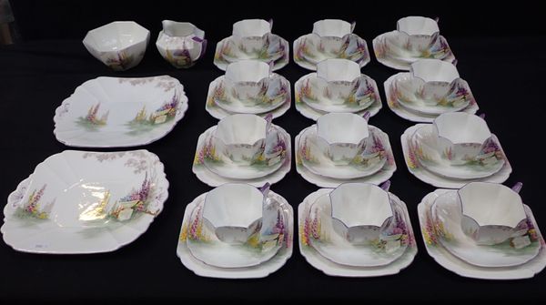 A SHELLEY URN DESIGN 12 SETTING TEA SET