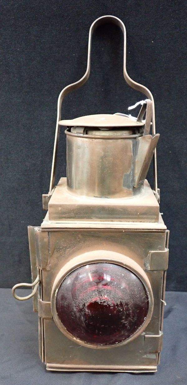 A  RAILWAY LAMP,  STAMPED 'BR(W)'