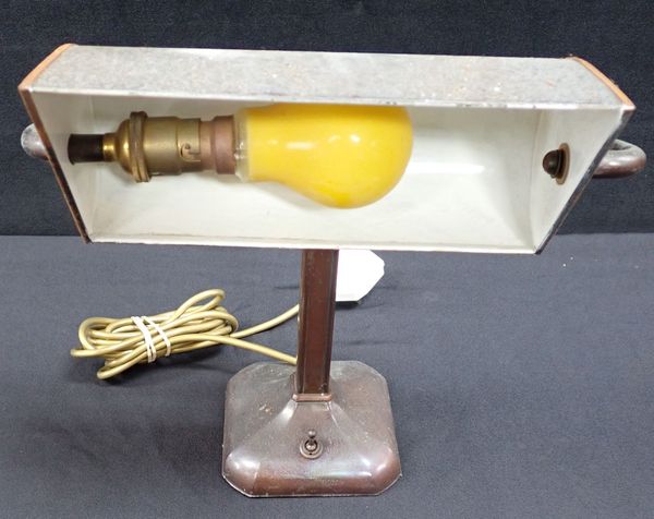 A 1930S ADJUSTABLE DESK LAMP