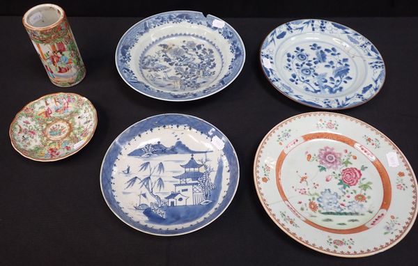 A COLLECTION OF 18TH CENTURY AND LATER CHINESE EXPORT CERAMICS