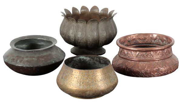 A GROUP OF FOUR INDO PERSIAN BOWLS OR SMALL PLANTERS