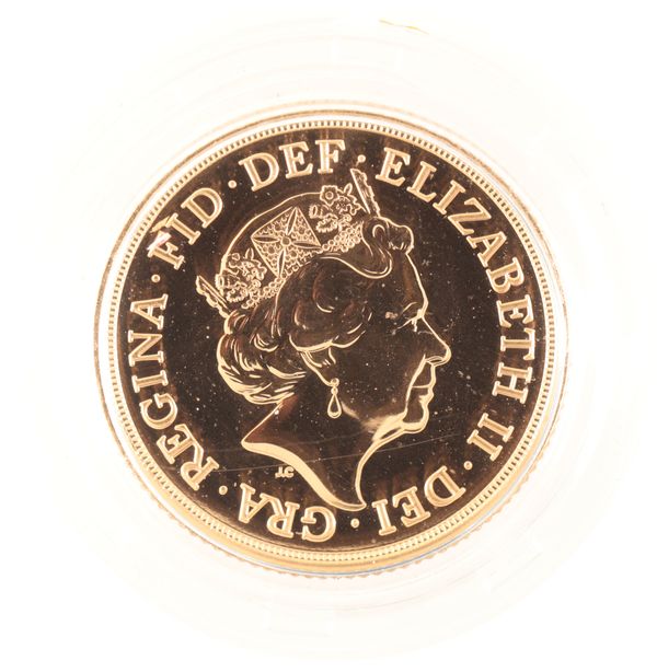 A 2017 QUEEN ELIZABETH II GOLD SOVEREIGN