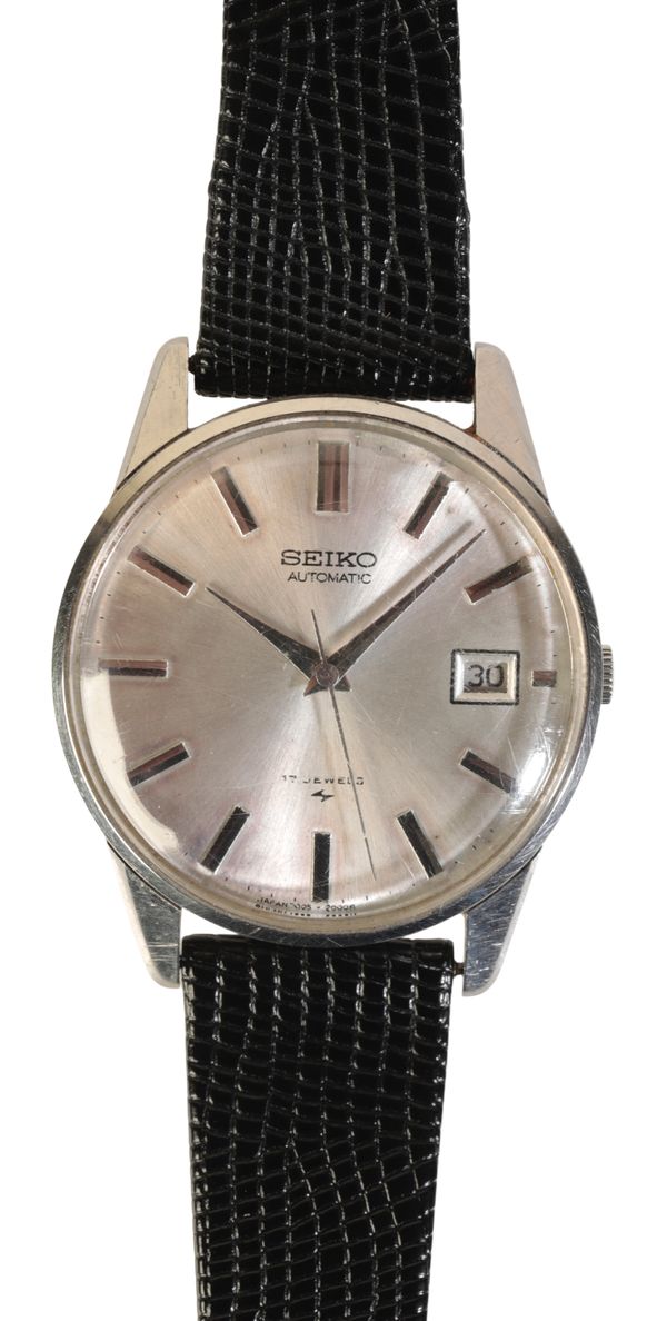 SEIKO: A GENTLEMAN'S STAINLESS STEEL WRISTWATCH