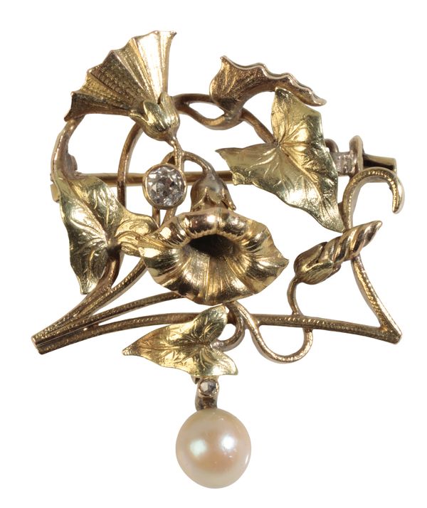 A DIAMOND AND CULTURED PEARL BROOCH