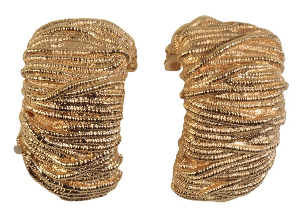 CHRISTIAN DIOR: A PAIR OF VINTAGE HOOP EARRINGS