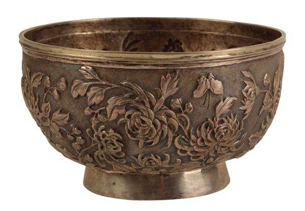 A CHINESE WHITE METAL BOWL