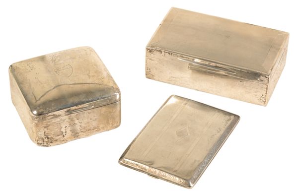 AN EDWARD VII SILVER CIGARETTE BOX