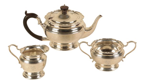 A GEORGE V SILVER TEA SERVICE