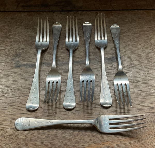 SEVEN VICTORIAN OLD ENGLISH PATTERN ‘LINCOLNS INN’ SILVER TABLE FORKS