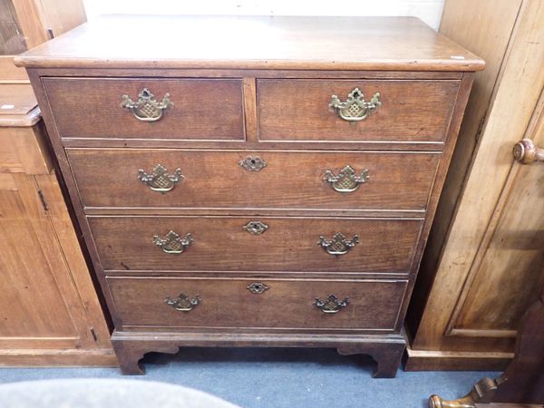 AN 18TH CENTURY OAK CHEST OF DRAWERS