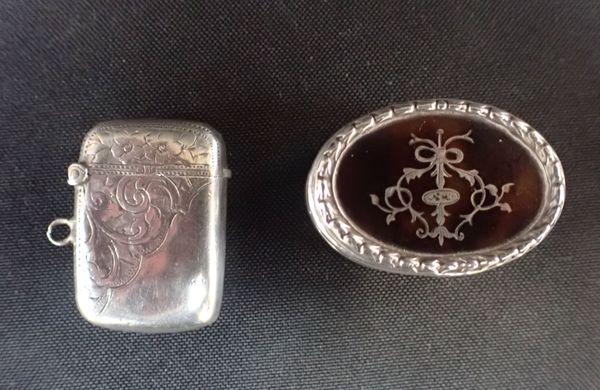 A SILVER VESTA CASE