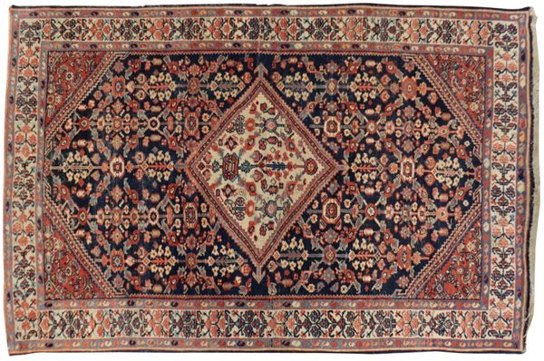A SULTANABAD RUG