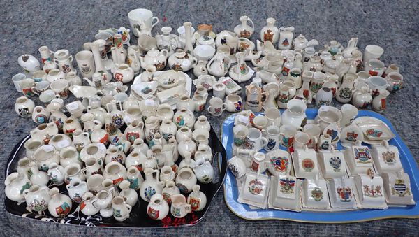 A LARGE COLLECTION OF CRESTED AND SOUVENIR CHINA