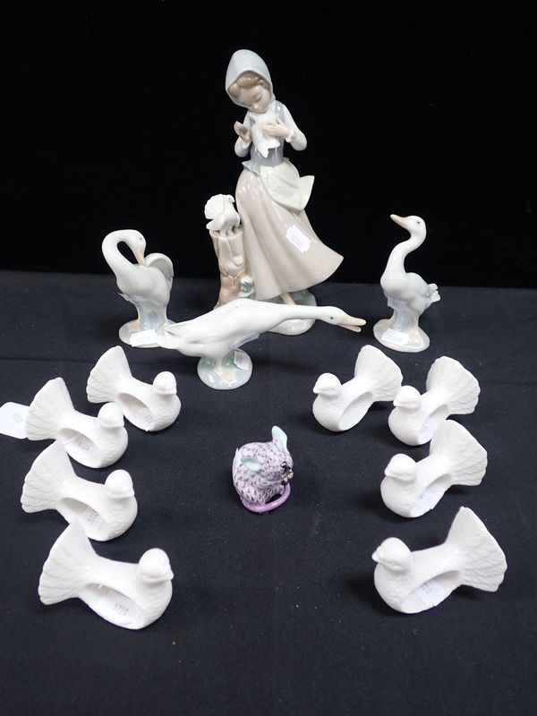 A LLADRO FIGURINE WITH LLADRO GEESE