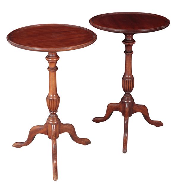 A PAIR OF GEORGE III STYLE MAHOGANY WINE TABLES