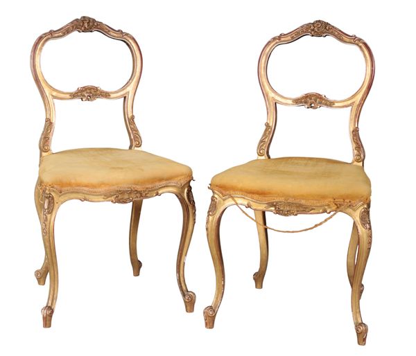 A PAIR OF LOUIS XV STYLE GILTWOOD SIDE CHAIRS