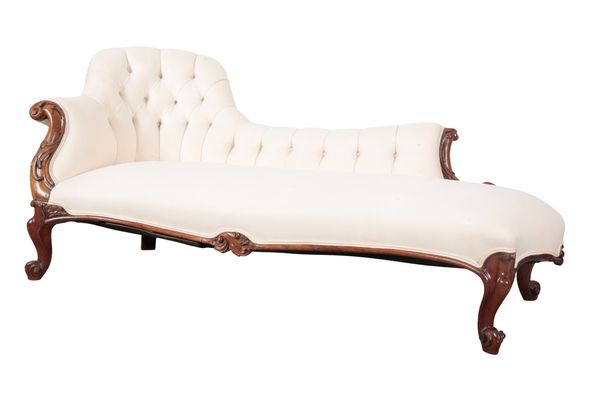 A VICTORIAN ROSEWOOD CHAISE LONGUE