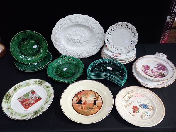 A COLLECTION OF 19TH CENTURY AND LATER DECORATIVE PLATES