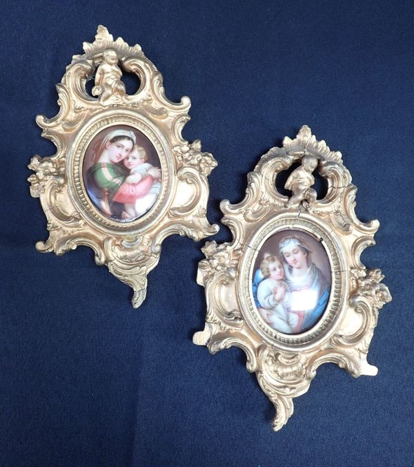 A PAIR OF 19TH CENTURY 'GRAND TOUR' TYPE CERAMIC PLAQUES