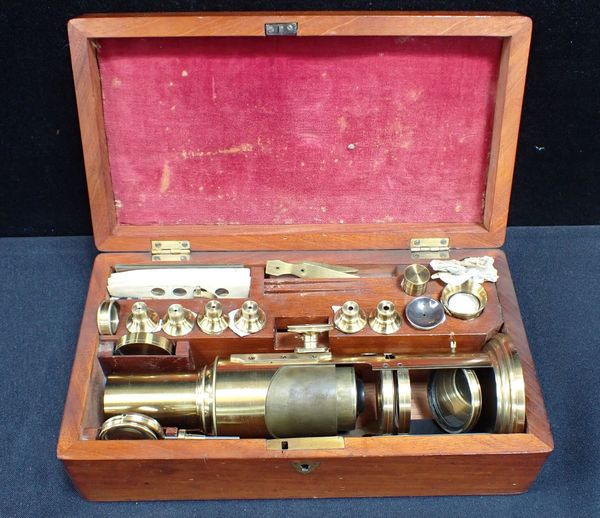 A 19TH CENTURY LACQUERED BRASS  MONOCULAR 'STUDENTS' MICROSCOPE