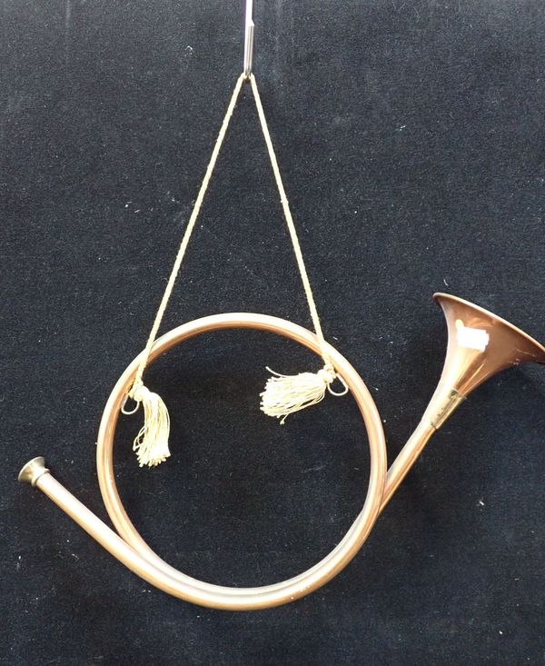 A COPPER HUNTING HORN