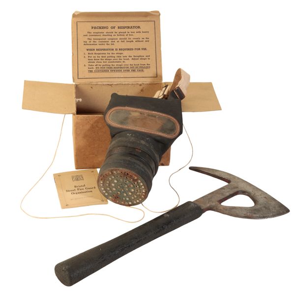 A WWII AIRCRAFT AXE