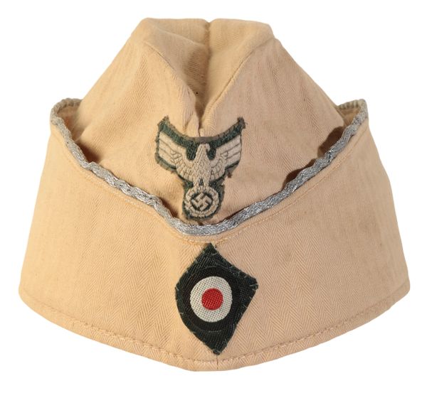 A WWII GERMAN OFFICERS SIDE CAP