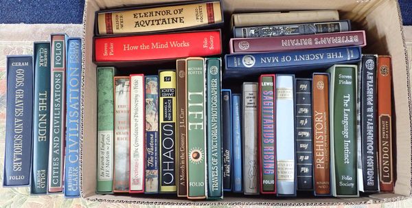 A QUANTITY OF FOLIO SOCIETY VOLUMES