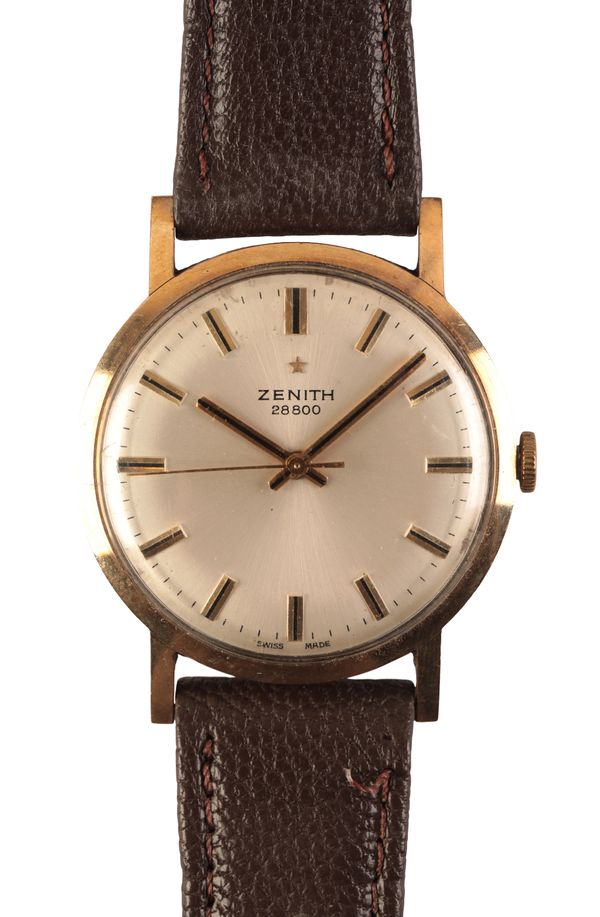 ZENITH: A GENTLEMAN'S 9CT GOLD WRISTWATCH