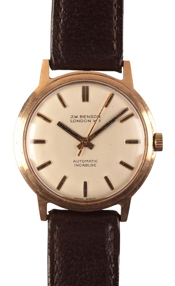 J.W.BENSON OF LONDON: A GENTLEMAN'S 9CT GOLD WRISTWATCH