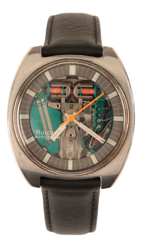 BULOVA ACCUTRON: A GENTLEMAN'S STAINLESS STEEL WRISTWATCH