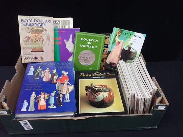 A QUANTITY OF DOULTON POTTERY REFERENCE BOOKS