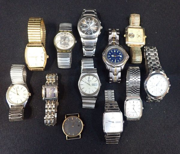 A COLLECTION OF WRISTWATCHES