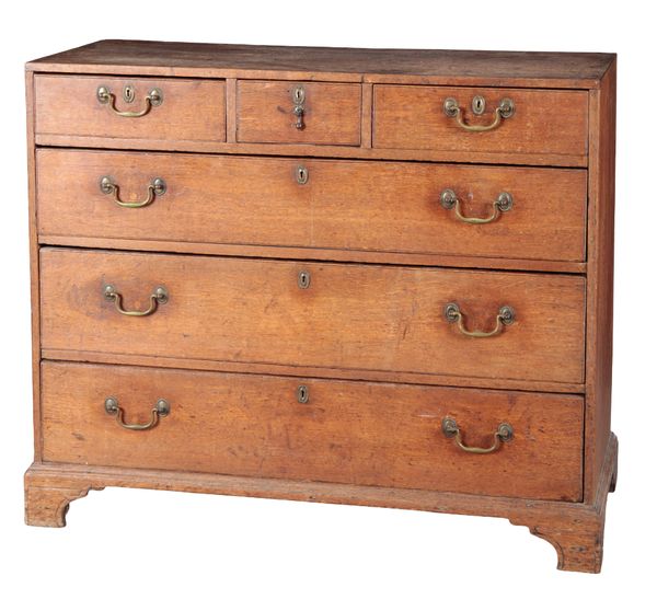 AN OAK CHEST OF DRAWERS, PROBABLY SCOTTISH