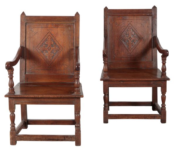 A PAIR OF OAK WAINSCOT CHAIRS