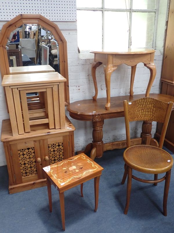 A FISCHEL BENTWOOD CHAIR, AN OAK TABLE