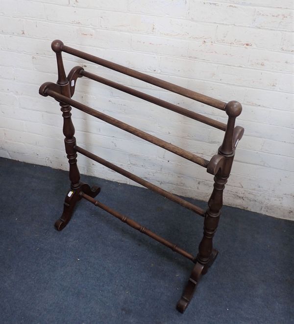 A VICTORIAN MAHOGANY TOWEL HORSE