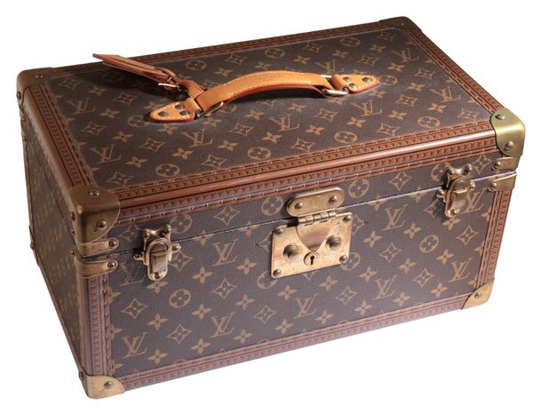 LOUIS VUITTON OF PARIS: A VANITY TRUNK