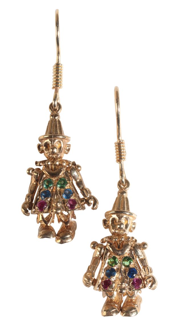 A PAIR OF 9CT GOLD CLOWN EARRINGS