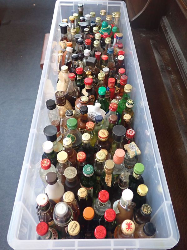 A QUANTITY OF MINIATURES