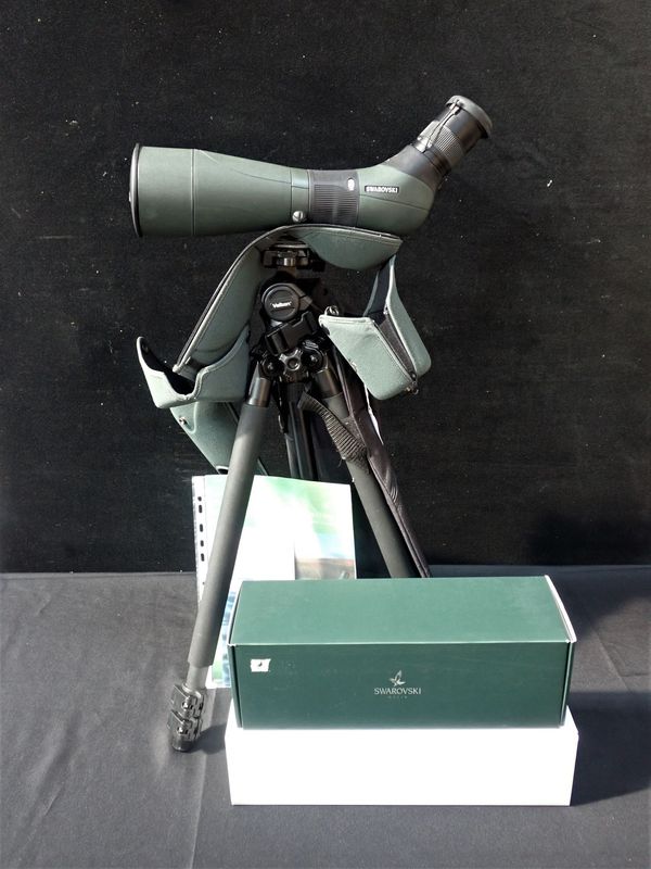 A SWAROVSKI OPTIK ATS 80 HD SPOTTING SCOPE