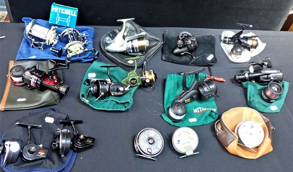 A COLLECTION OF FISHING REELS