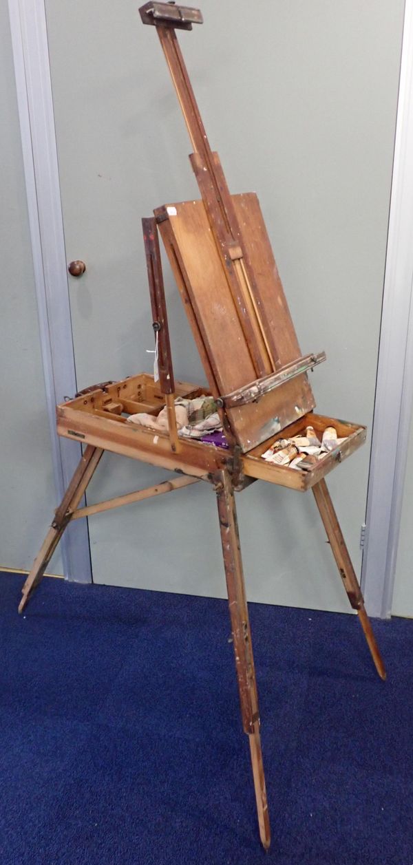 A VINTAGE FRENCH 'LEFRANC' ARTIST'S PORTABLE EASEL