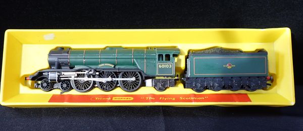 'OO' GAUGE TRIANG HORNBY LOCOMOTIVE R850 'FLYING SCOTSMAN'