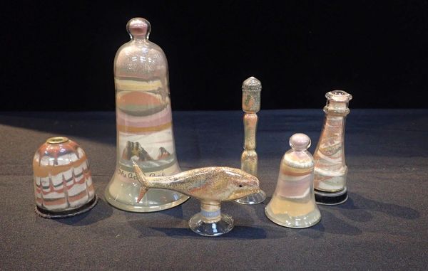 A COLLECTION OF ISLE OF WIGHT ALUM BAY SAND SOUVENIRS