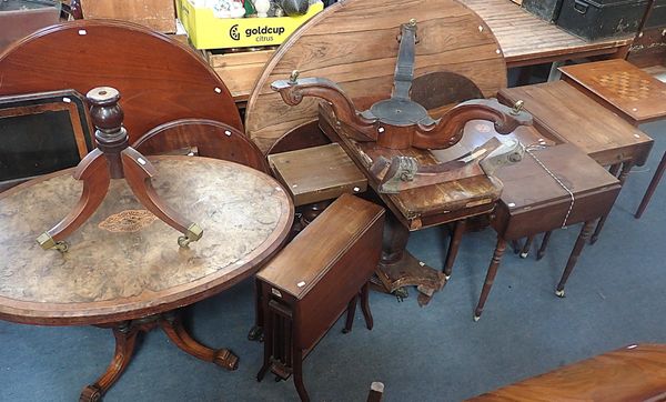 A VICTORIAN ROSEWOOD OVAL LOO TABLE TOP